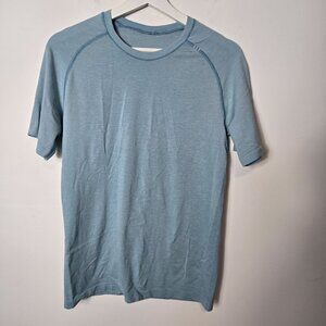Lululemon Men's Size XS Metal Vent Tech Short Sleeve Men's Shirt Denim Blue